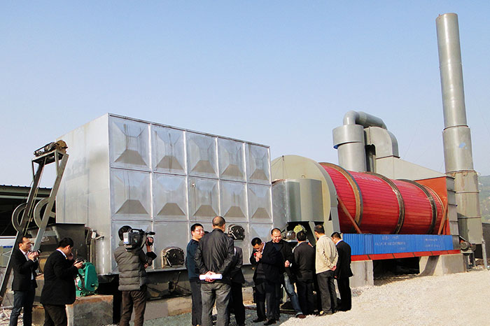 節(jié)能、環(huán)保的印染污泥烘干機(jī)逐漸成為生產(chǎn)企業(yè)發(fā)展的一大亮點(diǎn)