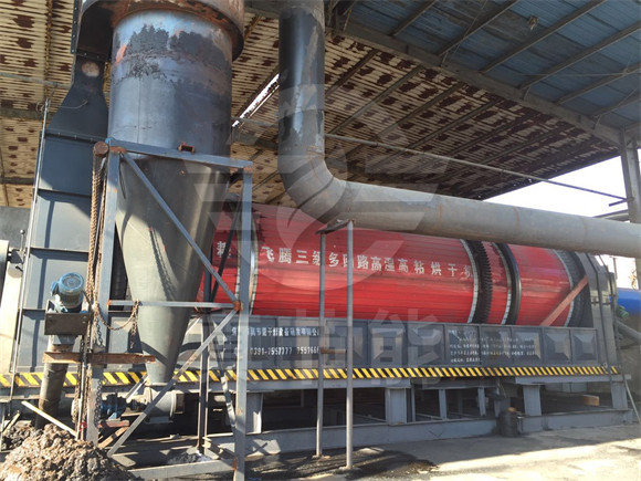 市政污泥干燥機運行現(xiàn)場 市政污泥干燥機運行現(xiàn)場