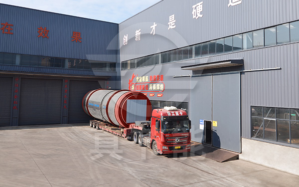 電鍍污泥干燥設(shè)備運(yùn)行現(xiàn)場 電鍍污泥干燥設(shè)備運(yùn)行現(xiàn)場