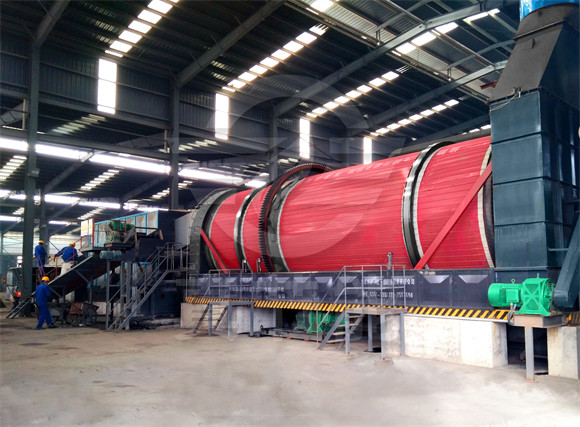 大型污泥干燥機(jī)運(yùn)行現(xiàn)場 大型污泥干燥機(jī)運(yùn)行現(xiàn)場